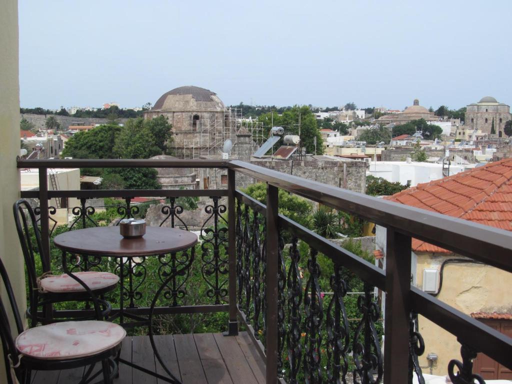 Niki's 2* Rhodes City